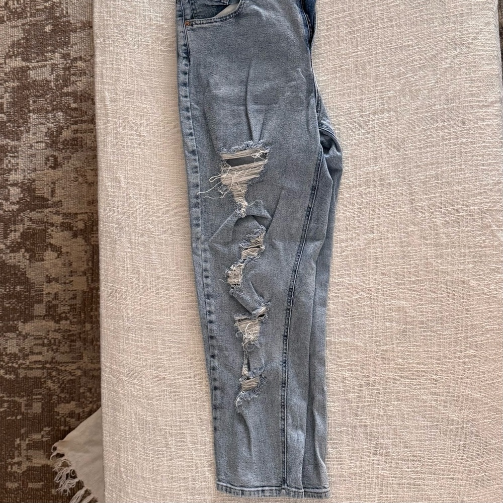 HIGH RISE MOM JEAN - Picture 4 of 7